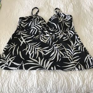 Chico’s NWT tankini top size Sz 16